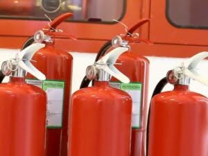 cinque estintori per la sicurezza antincendio cinque estintori per la sicurezza antincendio